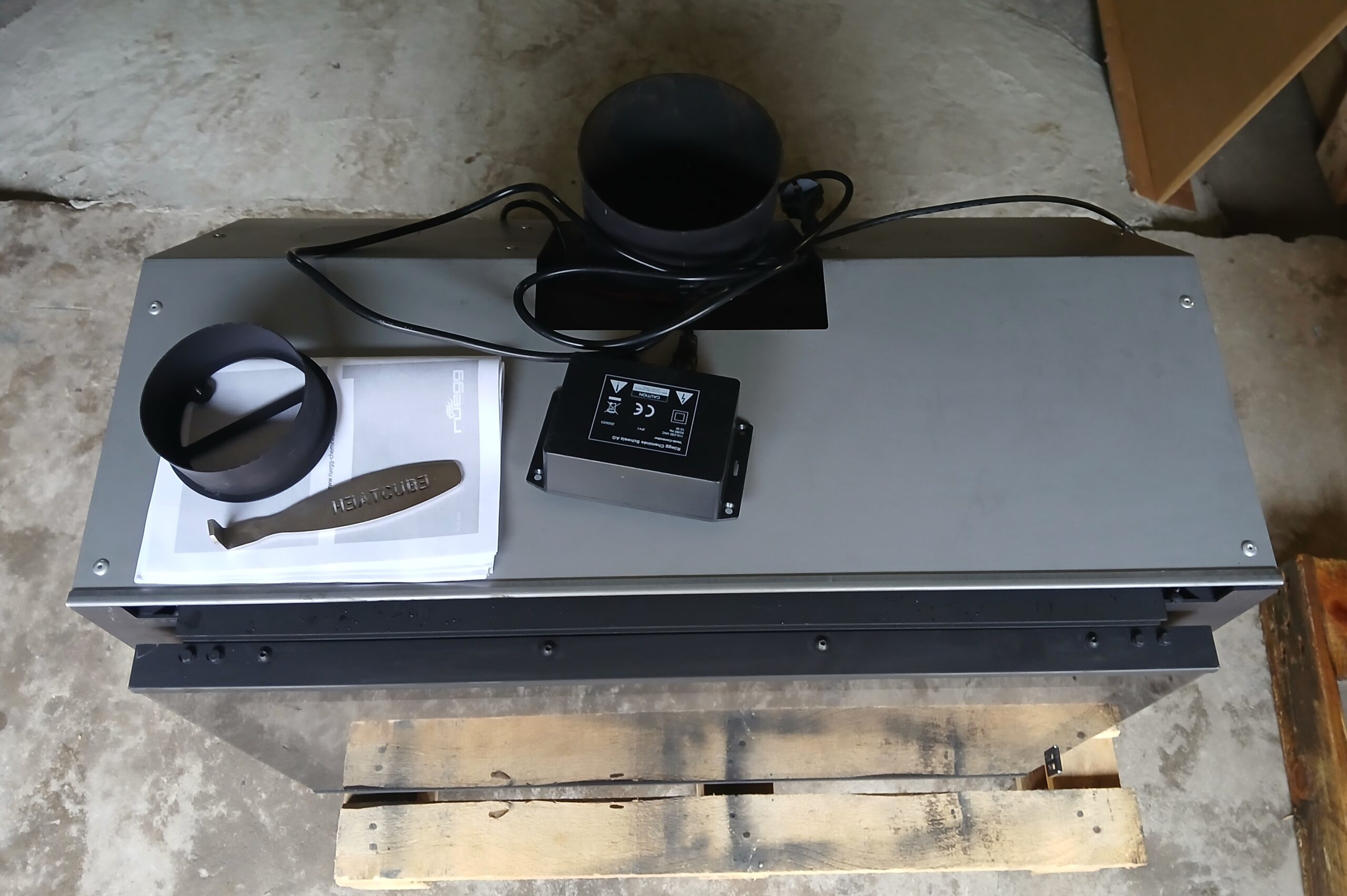 Superdeal Zwitserse inzet houthaard van Rüegg type Heatcube 49x75 met Ventilator en Kader - Afbeelding 4