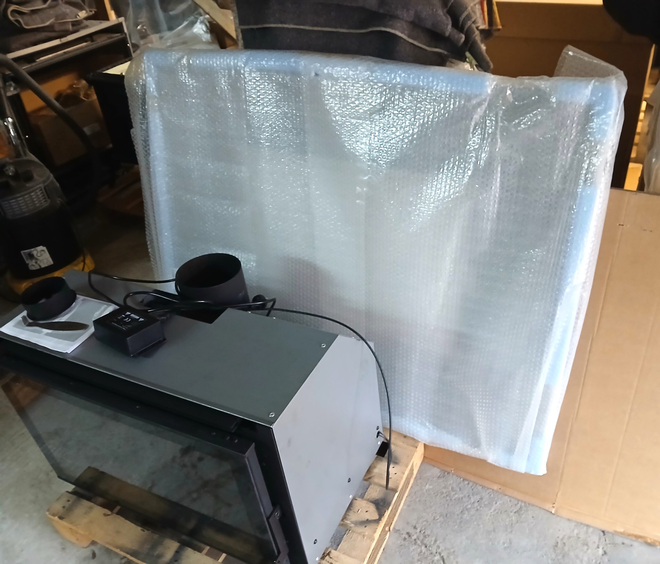 Superdeal Zwitserse inzet houthaard van Rüegg type Heatcube 49x75 met Ventilator en Kader - Afbeelding 6