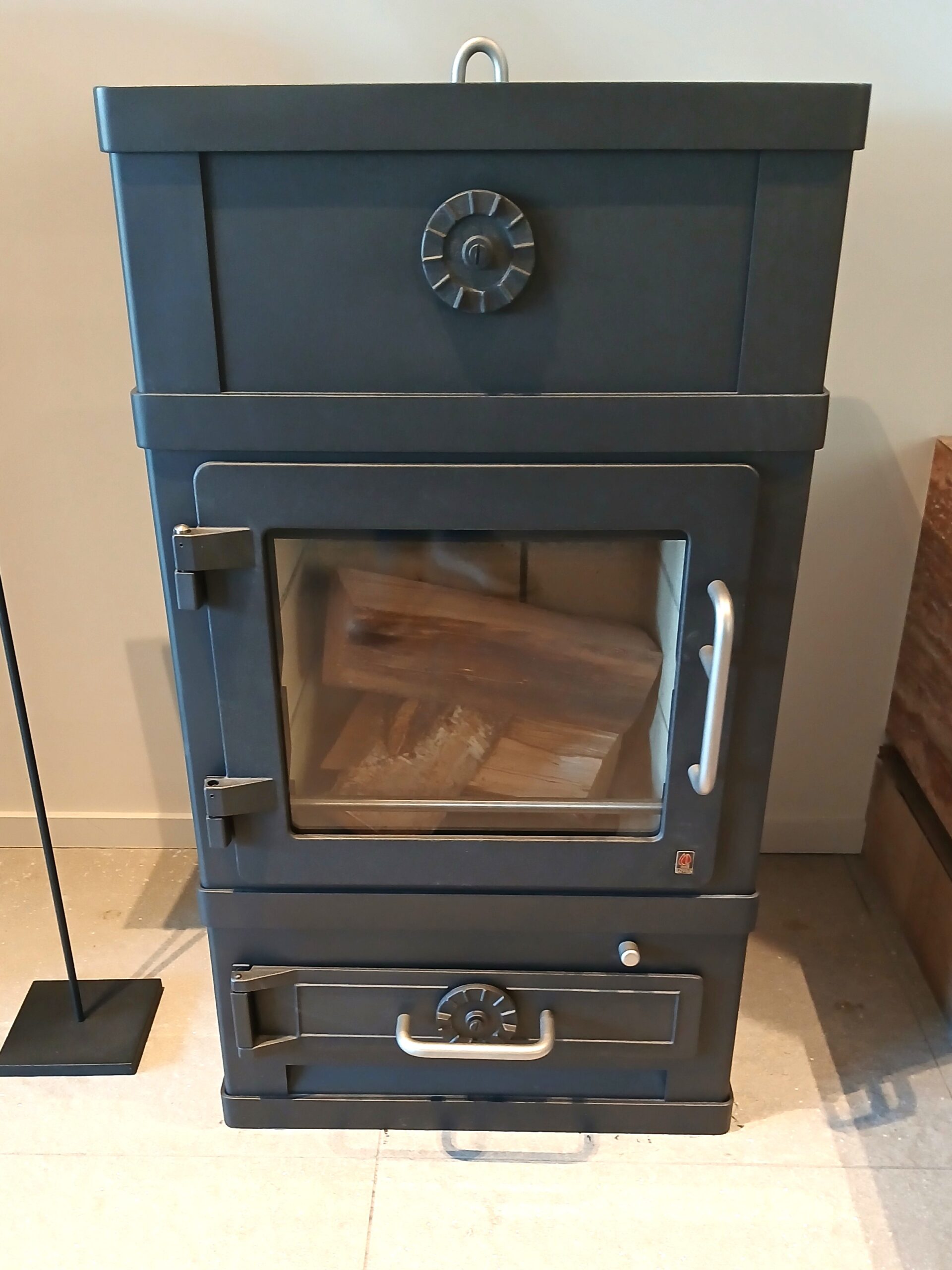 Robuuste Deense Houtkachel van Lotus model 2060 - Afbeelding 2