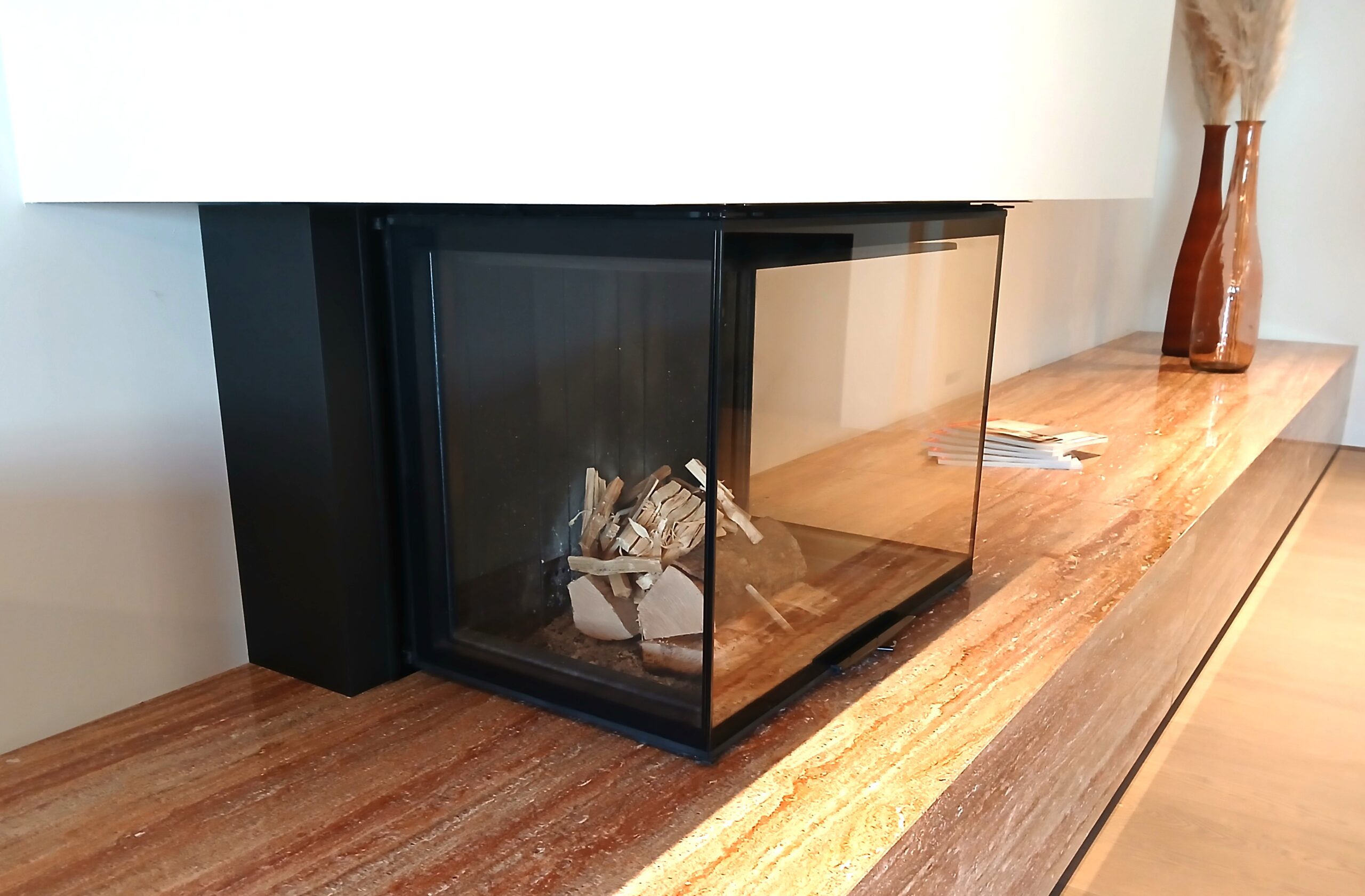 Topper 3-zijdige Zwitserse inbouw houthaard type RIII van Rüegg - Afbeelding 6