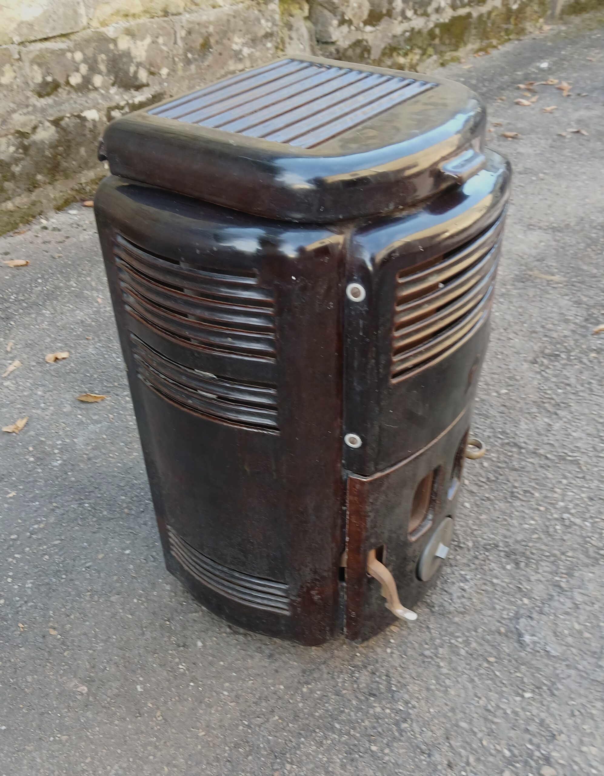 Bruin geëmailleerd frans Art Deco kacheltje van Godin uit 1937 - Afbeelding 2