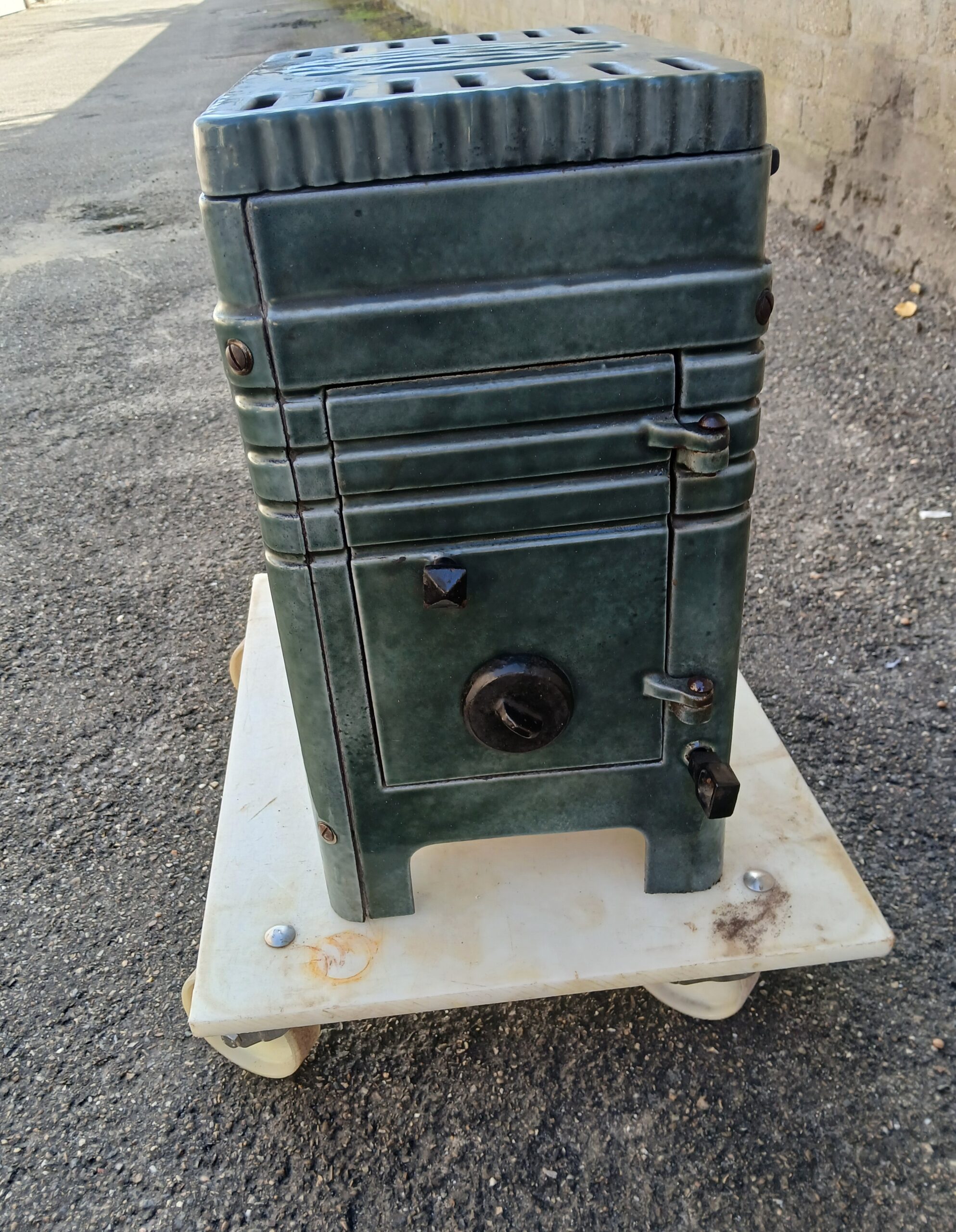 Aparte groenblauwe emaille Art Deco Kachel (zijlader) met Raampje - Afbeelding 6